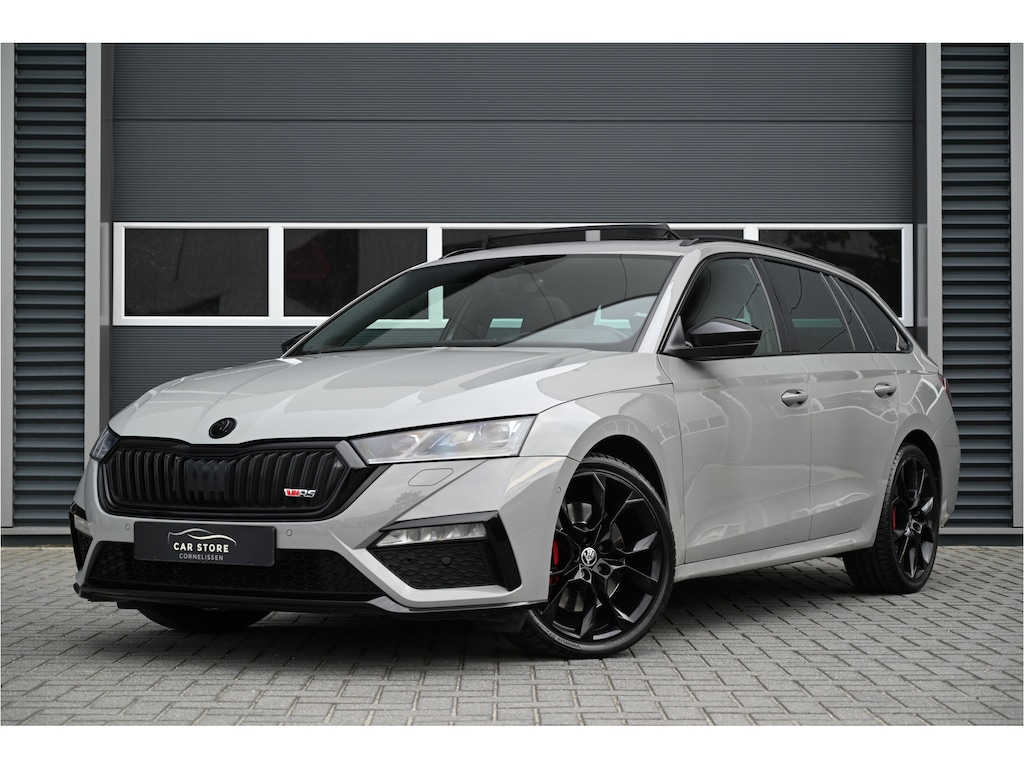 Skoda Octavia Combi 2.0 TSI iV RS 245 PK / PANO / HEAD UP / CAMERA / LED MATRIX / SFEERVERLICHTING / NARDO