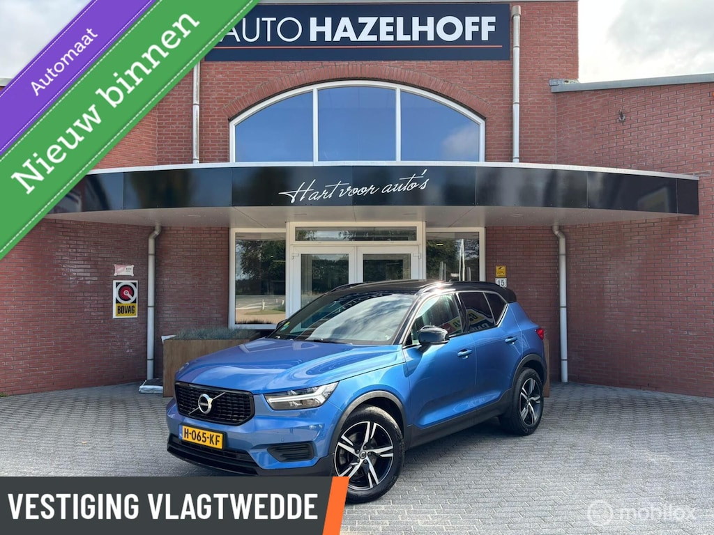 Volvo XC40 2.0 D4 AWD R-Design | Automaat | Schuif/kanteldak | Uitklapbare Trekhaak met 2100Kg trekgewicht!