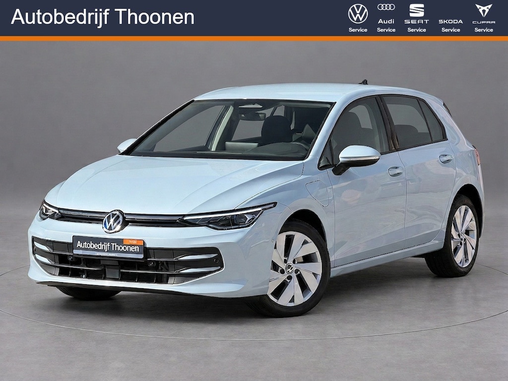 Volkswagen Golf 1.5 eHybrid Life Edition | keyless | camera | dodehoek |