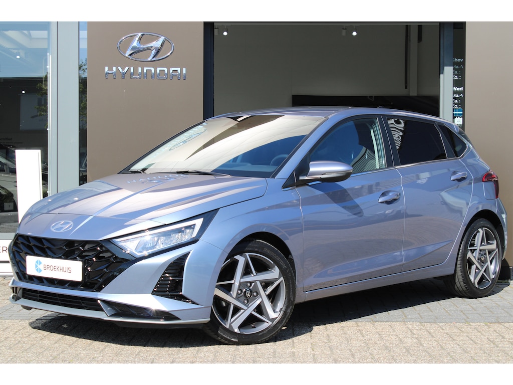 Hyundai i20 | Achteruitrijcamera | Airco (automatisch) | Airco (automatisch)