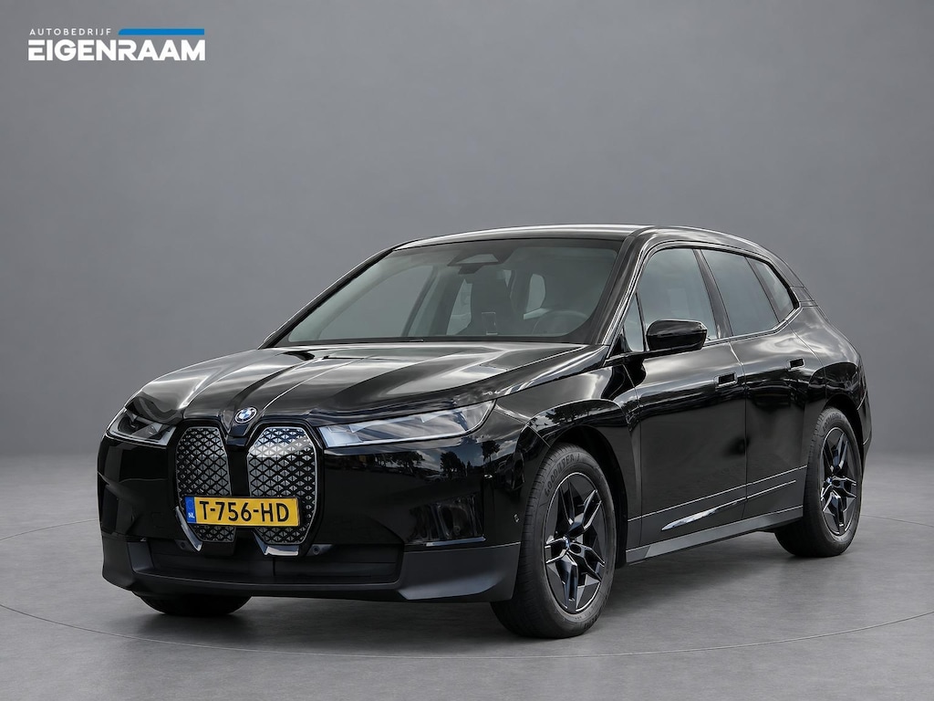 BMW iX xDrive40 Business Edition Plus 77kWh | SOH 98,3% | Head-up | Camera