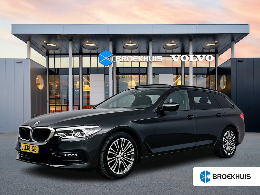BMW 5-Serie Touring 530i High Executive Edition | 18" | Luchtvering | Panoramadak | Verwarmbare Sportstoelen | Head-Up | Trekhaak | Parkeercamera | Adaptieve Cruise | BLIS | Keyless
