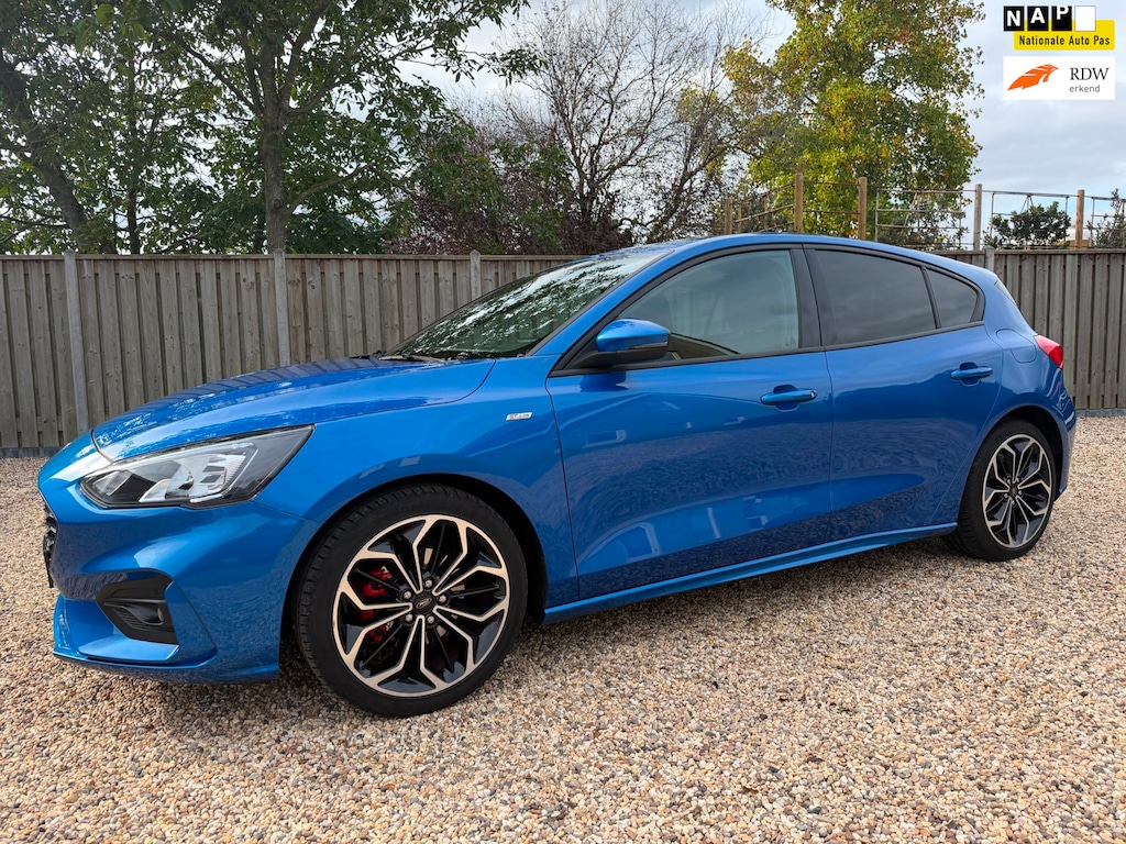Ford Focus 1.0 EcoBoost Hybrid ST Line X Business Navigatie & Camera & Winterpakket
