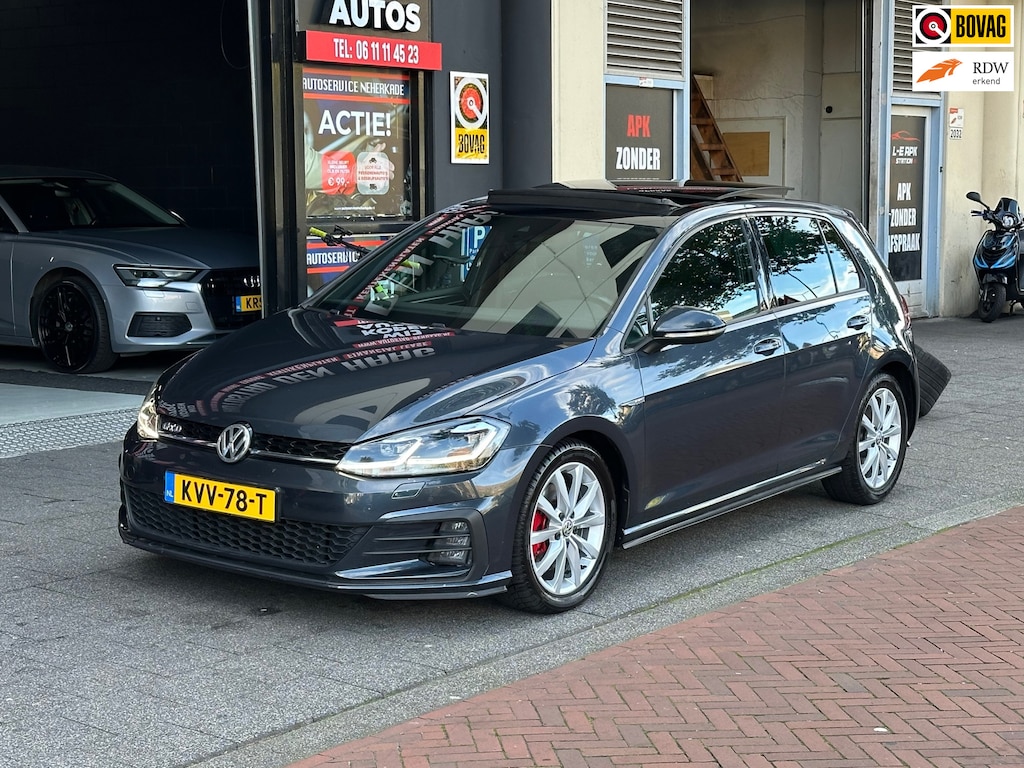Volkswagen Golf 2.0 TDI GTD DSG Navi Camera Carplay Pano