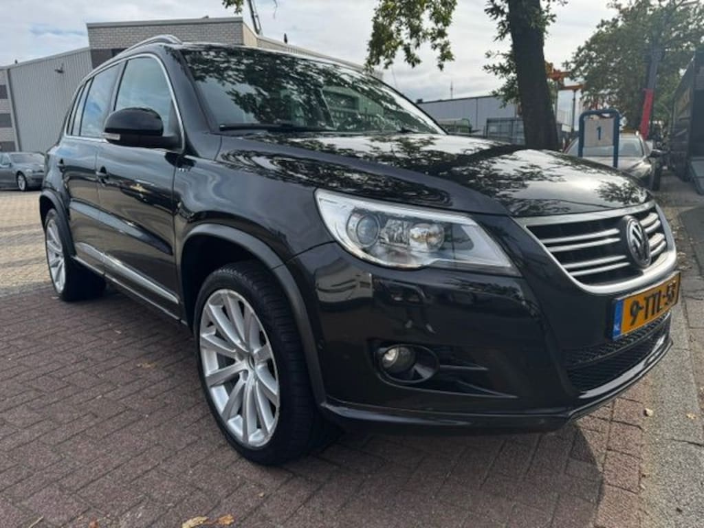 Volkswagen Tiguan 2.0 TSI 200pk Sport&Style 4Motion R-Line Automaat Airco/ECC,Leder,Panoramadak,Xenon