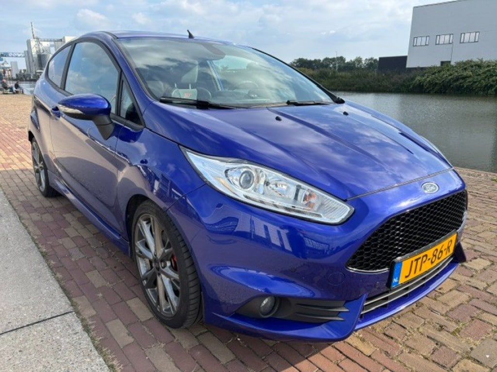 Ford Fiesta 1.6 ST2