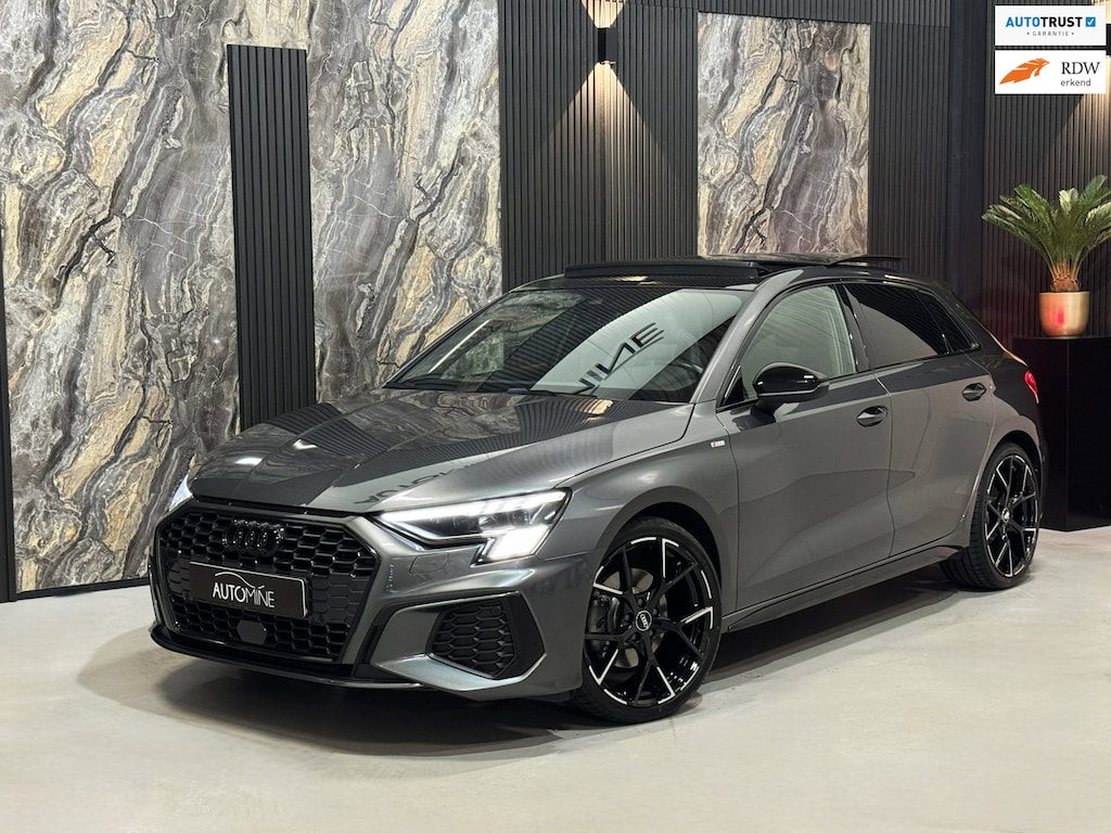 Audi A3 Sportback 35 TFSI Edition One 3x S-Line|PANO|AMBI LIGHTS|MATRIX|KEYLESS