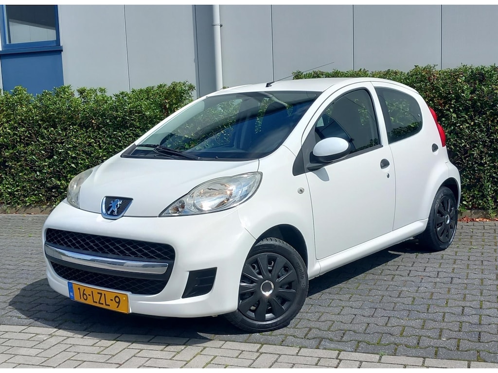 Peugeot 107 1.0 12V 68PK 5D