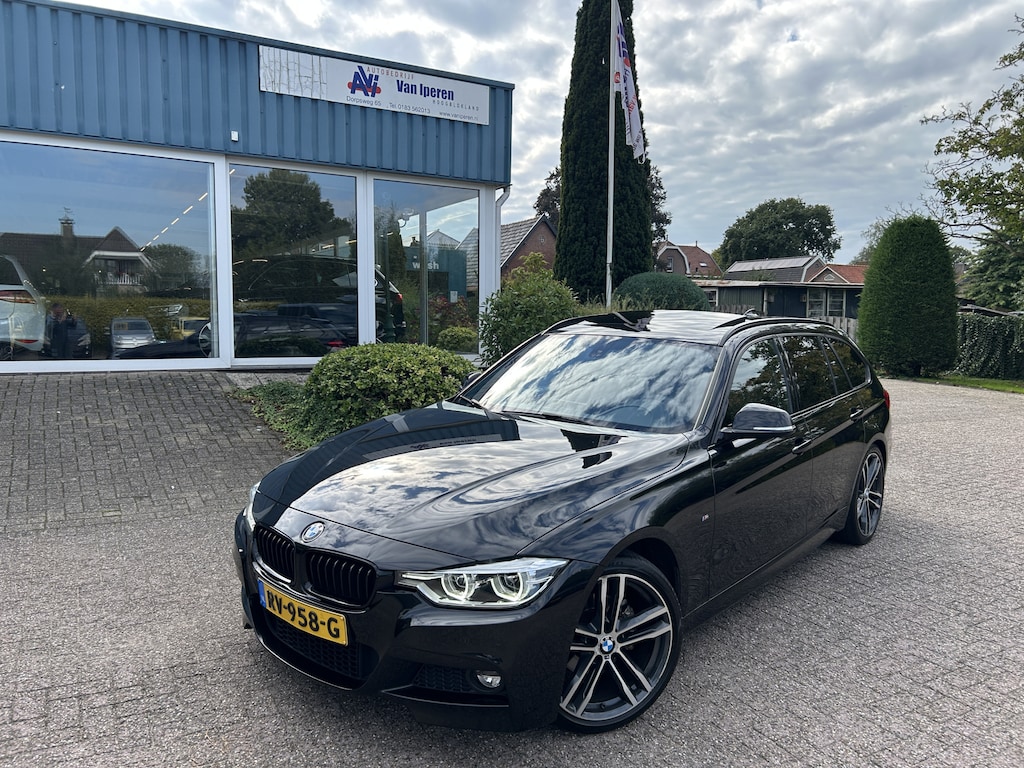 BMW 3-Serie Touring 320i High Executive M-Sport