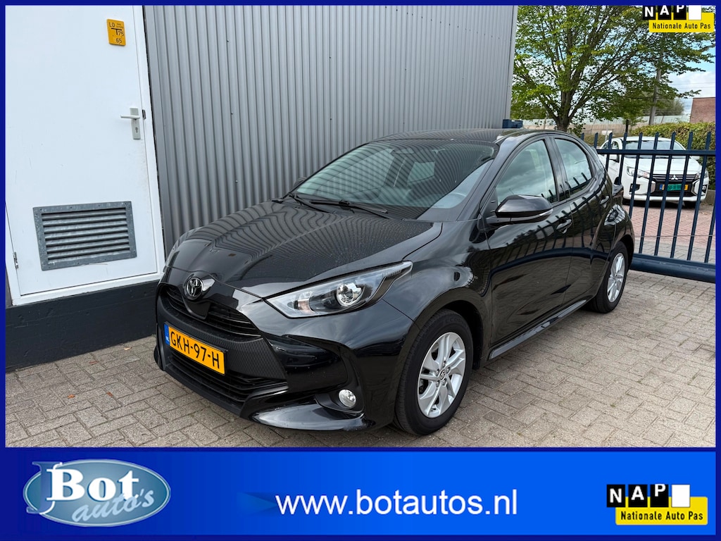 Toyota Yaris 1.5 Hybrid 115 Active / 6X TOYOTA YARIS OP VOORRAAD / 1E EIGENAAR / APPLE CARPLAY / CAMERA / CLIMATE / CRUISE CONTROL