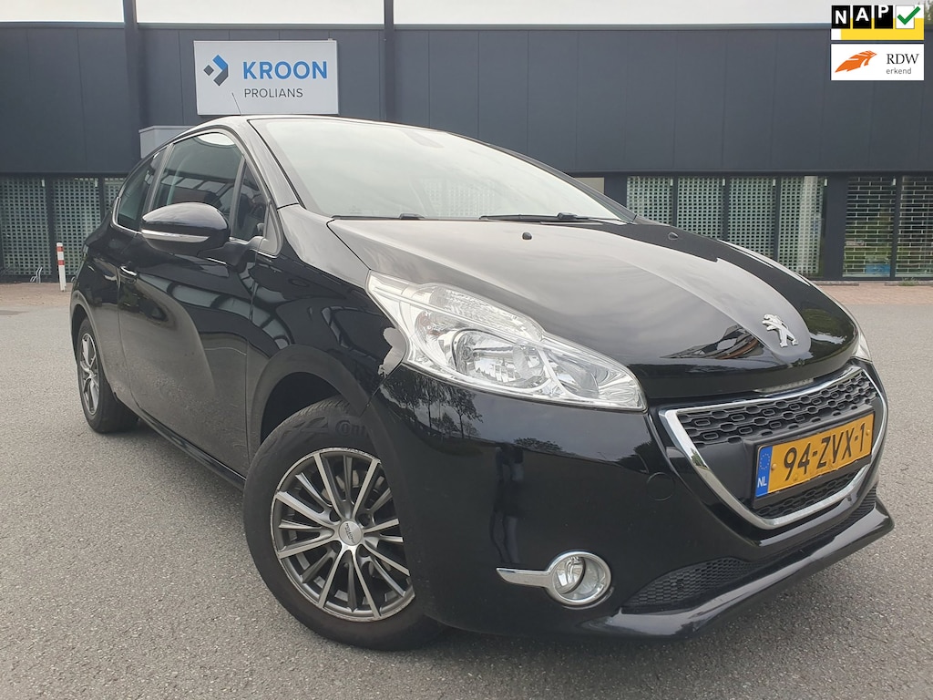 Peugeot 208 1.2 VTi Envy
