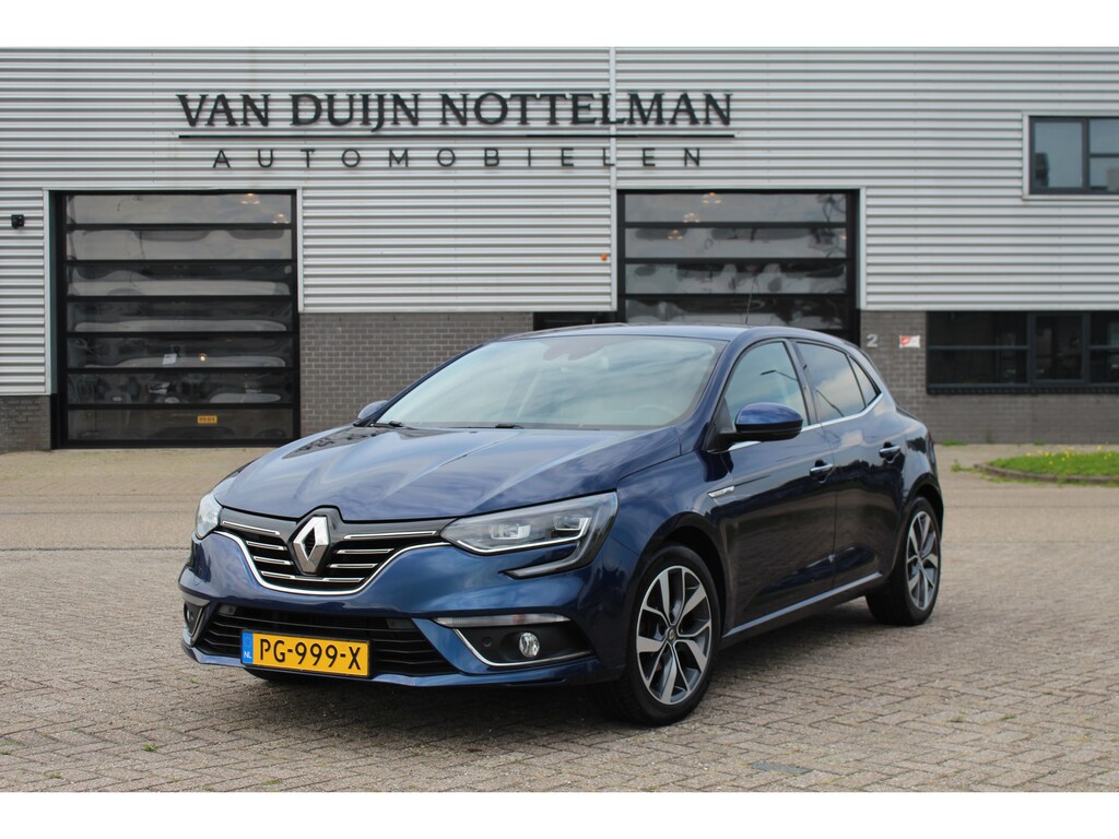 Renault Megane 1.2 TCe Bose / HUD / Keyless / Camera / N.A.P.