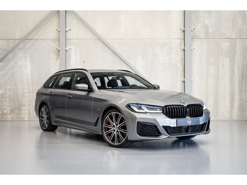 BMW 5-Serie Touring 530e xDrive | SOH 100% | 360 camera | 20 inch | M-Sport Pro | HUD | Laser | Harman Kardon | DDC