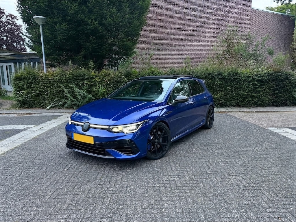 Volkswagen Golf R 2.0 TSI 4Motion 320PK R-Performance Akrapovic Panodak Harman Kardon Head-up Matrix Nappa Stoelvent. DCC Keyless