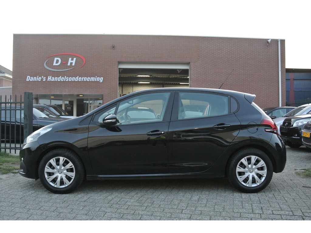 Peugeot 208 1.2 PureTech Blue Lease airco apk 15-06-2027 inruil mogelijk nap