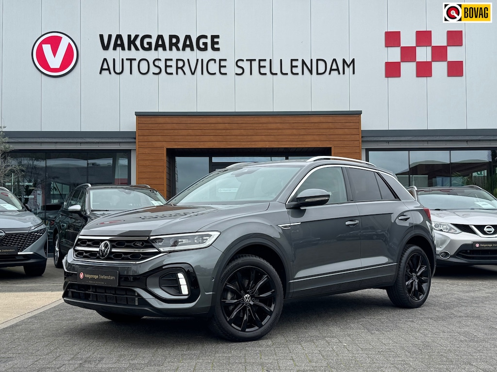 Volkswagen T-Roc 1.5 TSI 150pk R-Line|IQ LIGHT|Keyless|Winterpakket|Elektr Kofferklep|Virtual|ACC