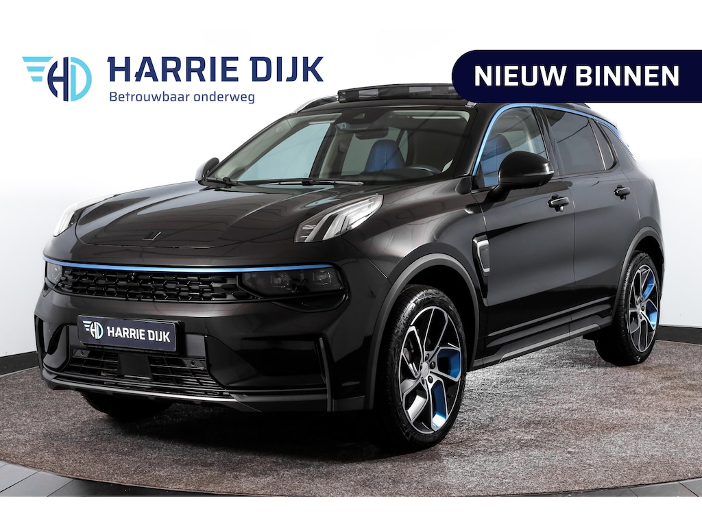 Lynk & Co 01 1.5 PHEV 261PK MY22 | 7.4 kWh Boordlader | 360 Camera |S/K-panodak | Adapt. Cruise | Memory | Elek. klep | LM 20" |