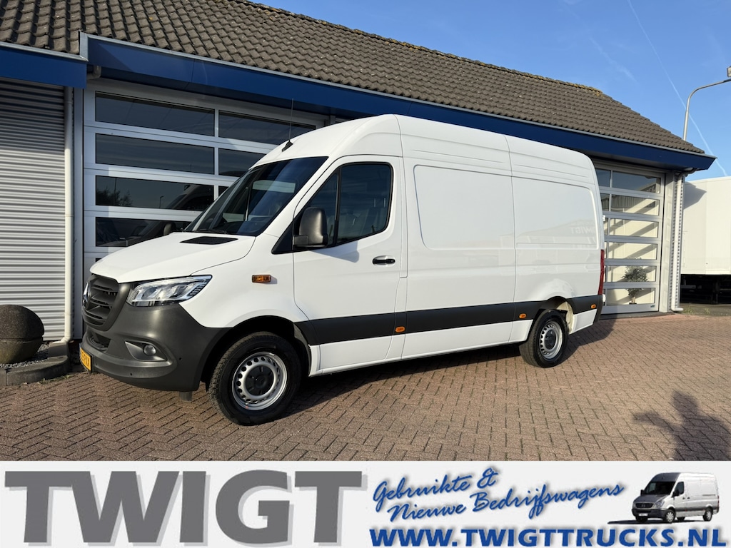 Mercedes-Benz Sprinter 317 1.9 CDI L2H2 RWD MBUX10/Camera/Navi