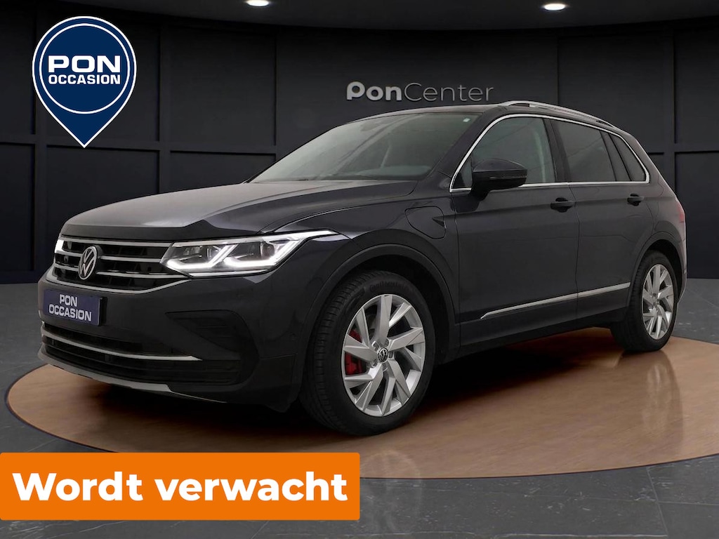 Volkswagen Tiguan 1.4 TSI eHybrid Elegance | Trekhaak | ACC | Parkeerhulp | Stuur-/Stoelverwarming | Elek. Achterklep | Spiegelpakket | 18'' |