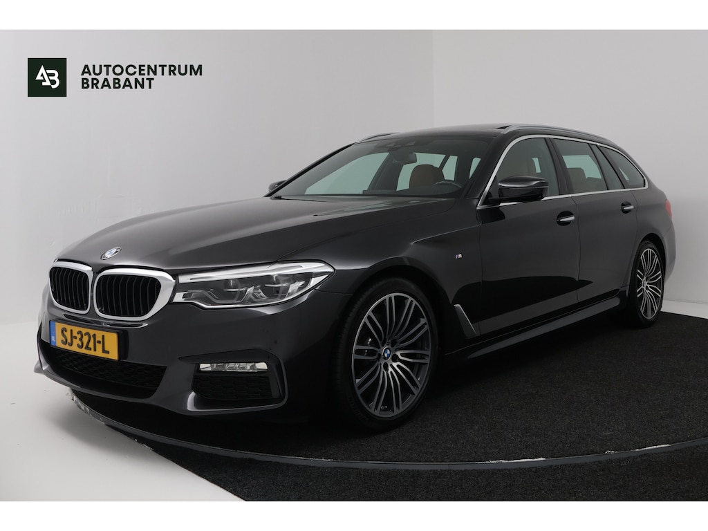 BMW 5-Serie Touring 520i Corporate Lease High Executive (PANORAMADAK, STOELVERWARMING, ELEKTR STOELEN, CAMERA)