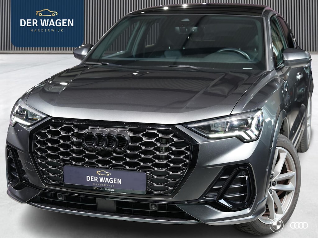 Audi Q3 Sportback 45 TFSIe S LINE / PANODAK / AMBIENTE / HIFI / SPORTST. / 19"