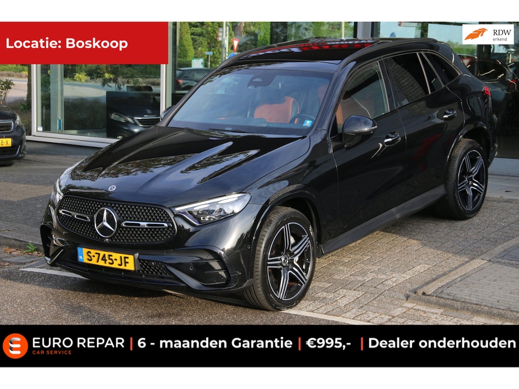 Mercedes-Benz GLC 300e 4MATIC AMG Line