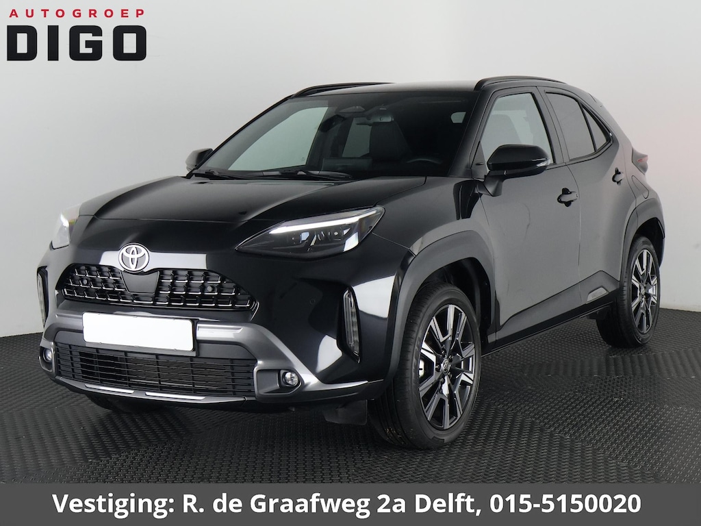 Toyota Yaris Cross 1.5 Hybrid 130 Launch Edition | Stuur- & Stoelverwarming | Panoramadak | Dodehoek detectie | Parkeersensoren | Navigatie | Elektrische kofferbak | HUD |