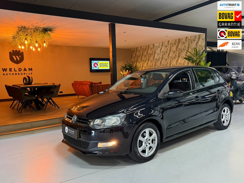 Volkswagen Polo 1.2 TSI Comfortline Nieuwe APK|Airco|Centraal|LMV|Trekhaak|5-Deurs