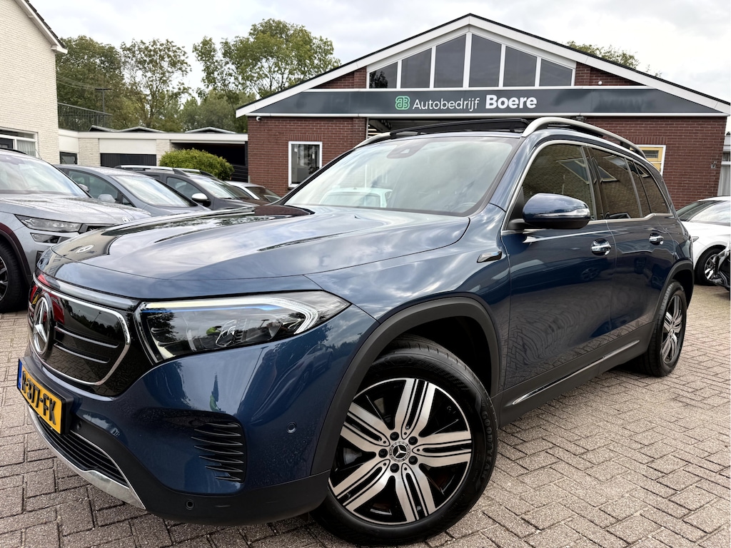 Mercedes-Benz EQB 250 Luxury Line 67 kWh SOH 95.6%,Panoramadak, Camera, Stoelverwarming