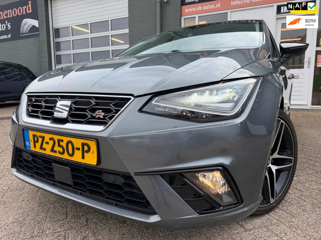 SEAT Ibiza 1.0 TSI FR Business Intense parkeersensoren / camera en navigatie en carplay en cruise controle en airco