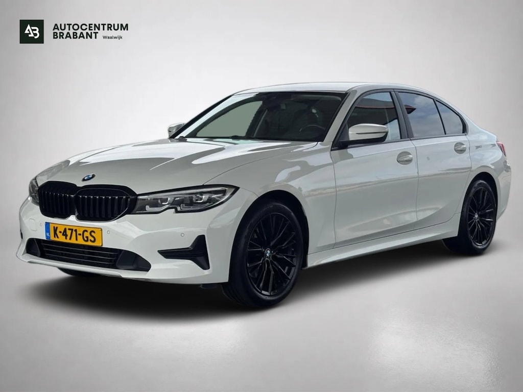 BMW 3-Serie 320i High Executive (Goed OndH, Navi Pro, StoelV, PDC V+A, Climate Con, Cruise Con, Etc)