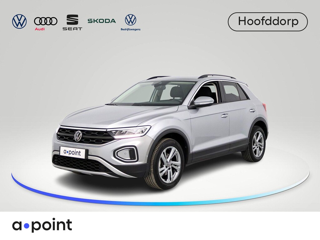 Volkswagen T-Roc 1.5 TSI Life 75 Edition 150 pk Automaat | Navigatie | Trekhaak | Parkeersensoren (Park assist) | Achteruitrijcamera | Adaptieve cruise control | Lane assist | Apple carplay / Android auto |