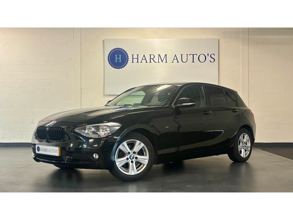 BMW 1-Serie 116i Urban 136pk Airco / PDC / Bleutooth / Lichtmetalen velgen