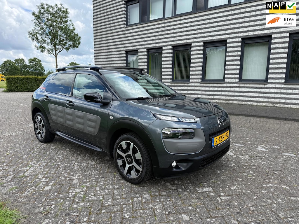 Citroën C4 Cactus 1.2 e-VTi Shine Automaat Beige
