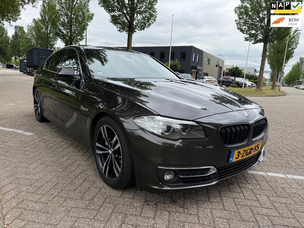 BMW 5-Serie 528i High Executive Luxury