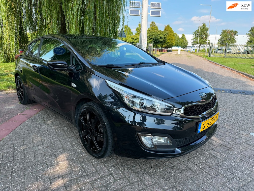Kia ProCeed Pro_cee'd 1.4 CVVT Navigator Plus Pack