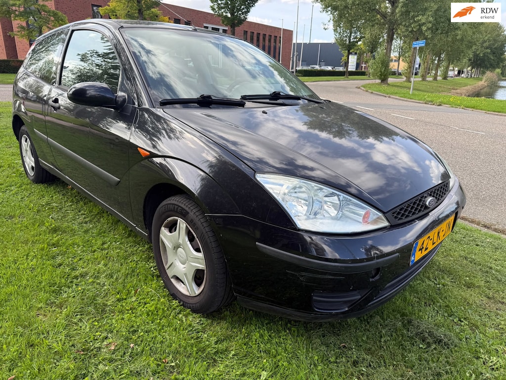 Ford Focus 1.4-16V Cool Edition