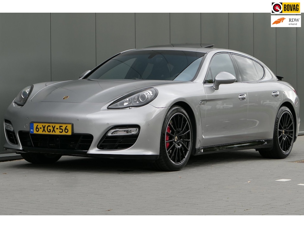 Porsche Panamera 4.8 GTS Sportchrono Sportuitlaat Burmester Standkachel ACC