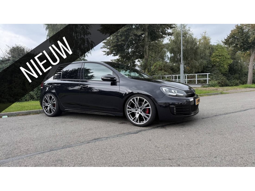 Volkswagen Golf 2.0 GTI