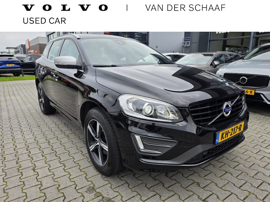 Volvo XC60 T5 Automaat Nordic+ SPORT | Pano Dak | Afneembare Trekhaak | / R-Design | Voorstoelen verw. | Memory stoelen |Cruise Control |