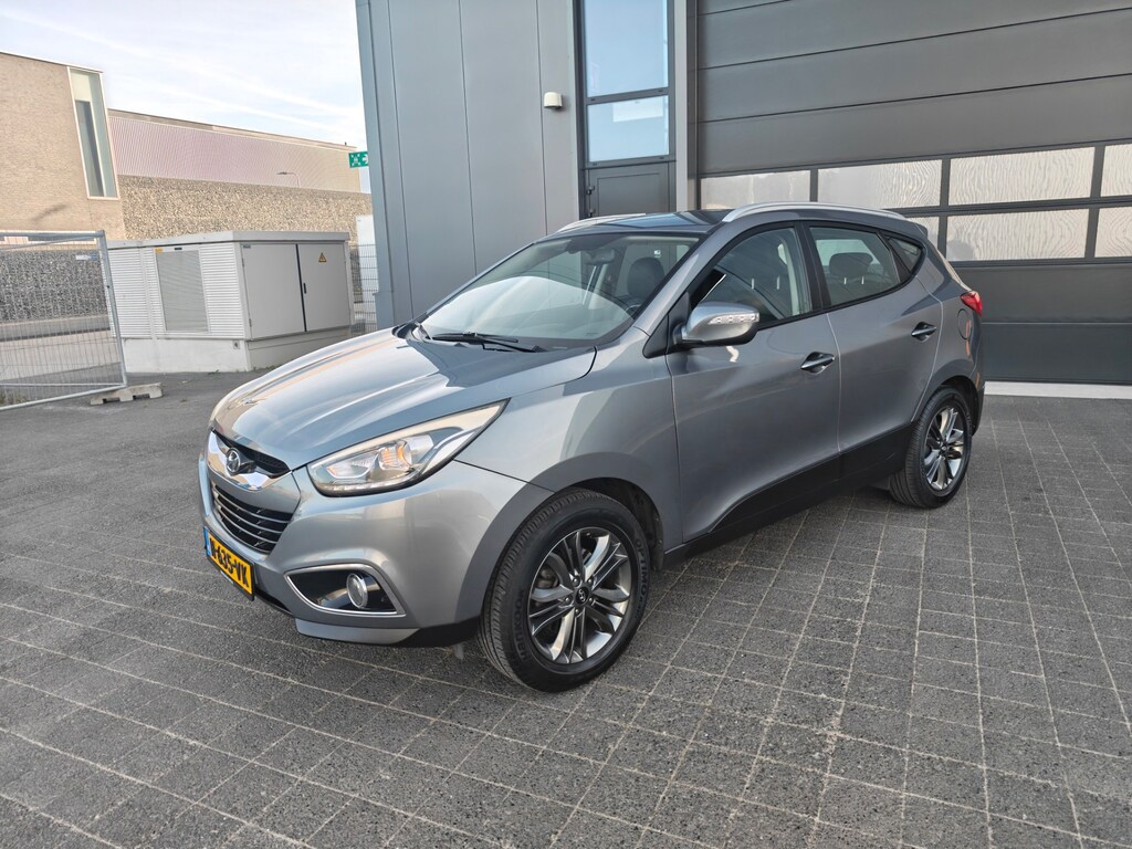 Hyundai ix35 2.0i i-Vision,Climate control,Parkeersensoren,Stoelverwarming,Cruise control,Achteruitrijcamera,Navi
