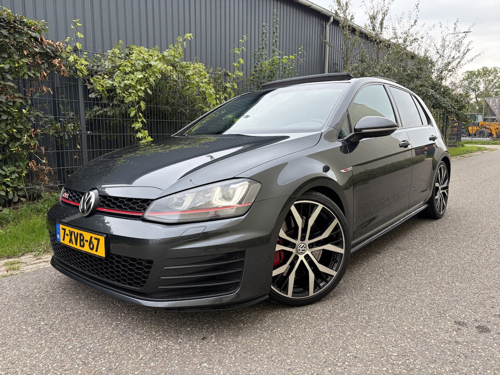 Volkswagen Golf 2.0 TSI GTI Performance / AUTOMAAT / PANORAMDAK / NAVI / LEER / 161dkm! NAP!