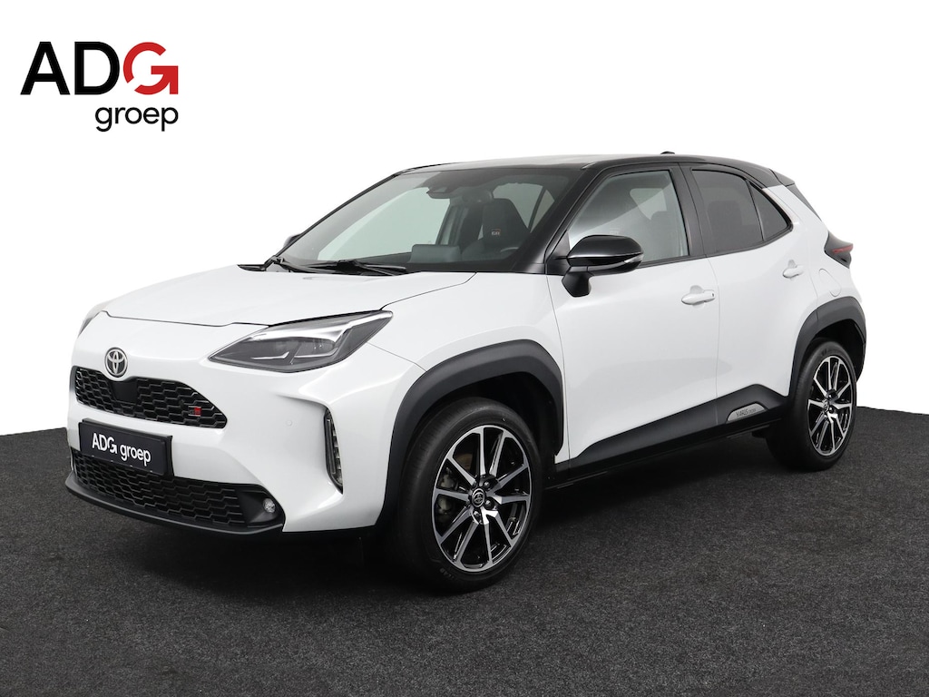 Toyota Yaris Cross 1.5 Hybrid GR Sport | Apple Carplay/Android Auto | head-up display| Achterklep, elektrisch bedienbaar |