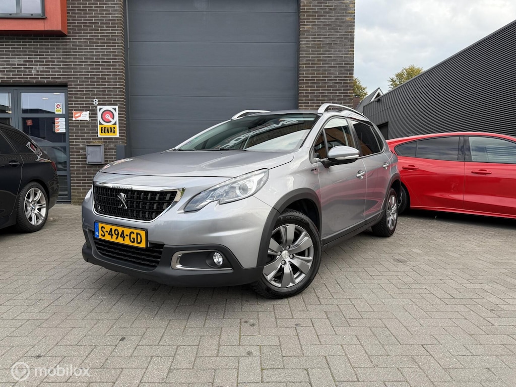 Peugeot 2008 1.2 PureTech Signature
