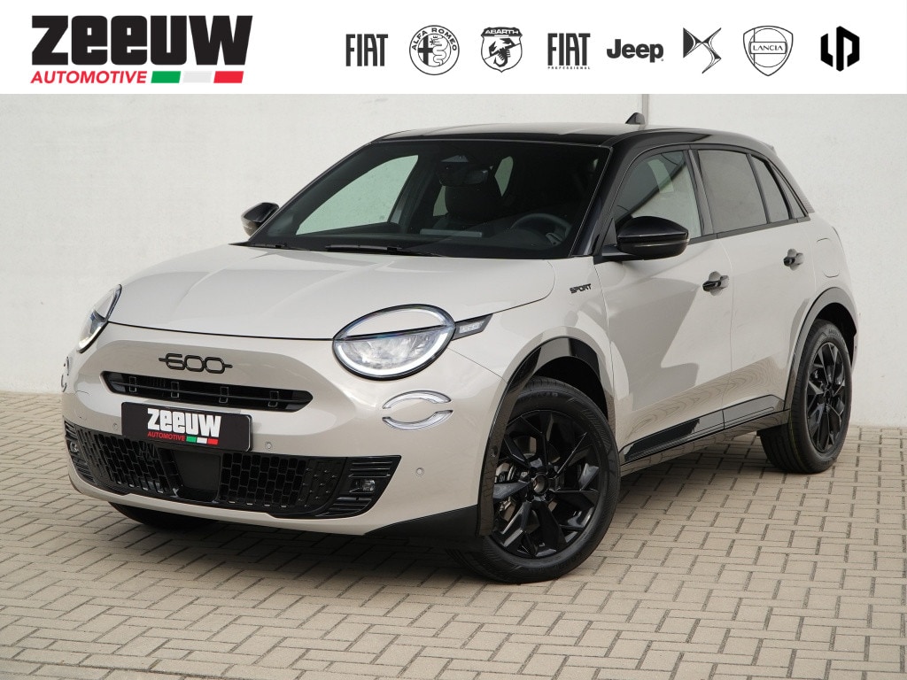 Fiat 600 1.2 Hybrid 145 PK La Prima | Camera | Carplay | Alcantara