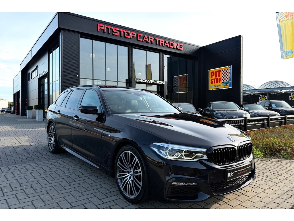 BMW 5-Serie Touring 530i High Executive, Pano, Head-Up, Leder, CarPlay, Carbonschwarz