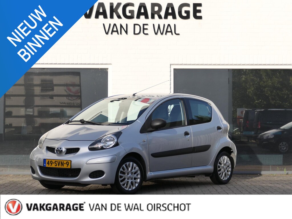 Toyota Aygo 1.0-12V Now | Zuinige auto | Lichtmetalen velgen | Airco | Orgineel Nederlands |