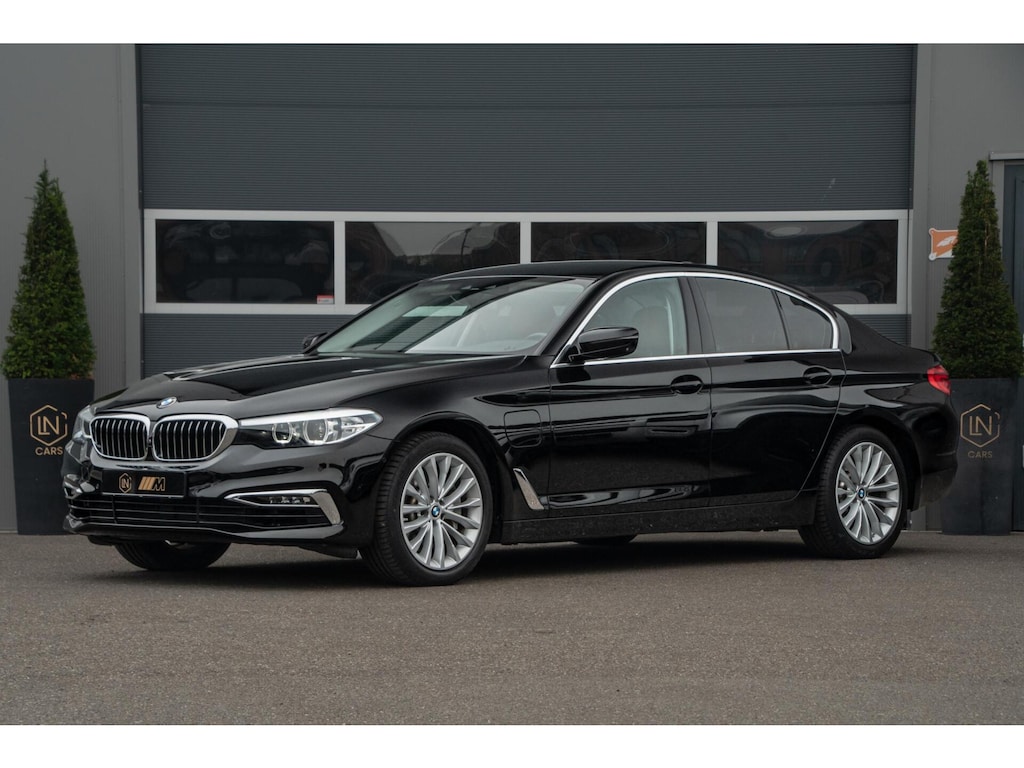 BMW 5-Serie 530e iPerformance eDrive Luxury line | Camera