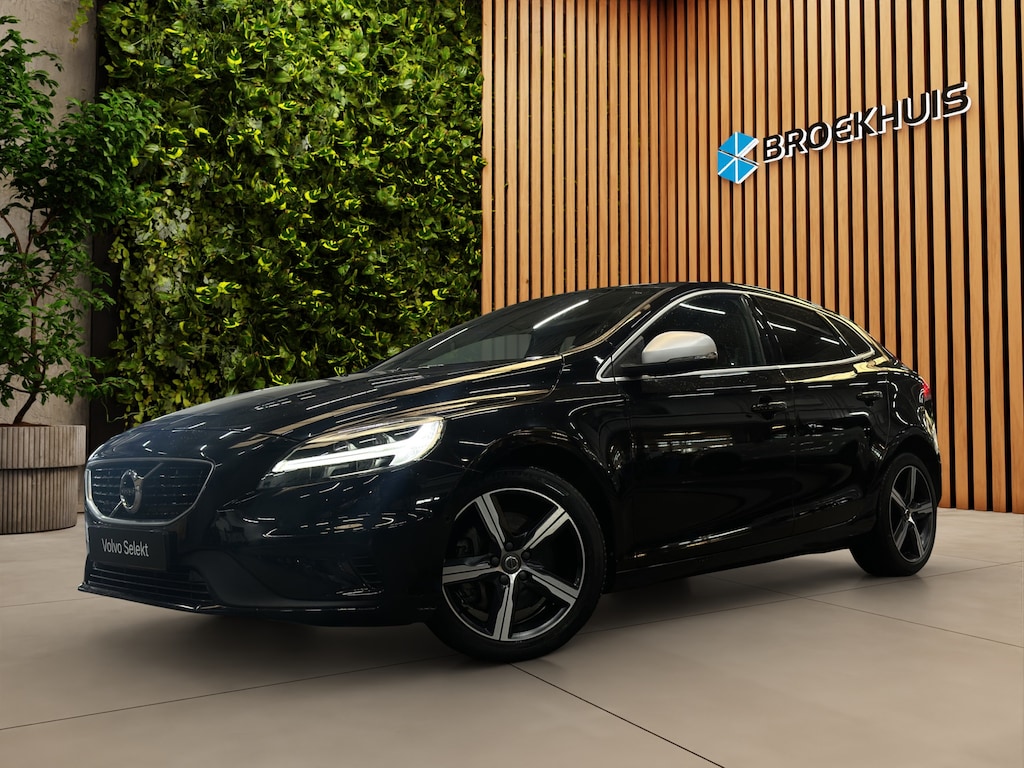 Volvo V40 1.5 T3 Polar+ Sport | Panoramadak | Stoelverwarming | R-Design|