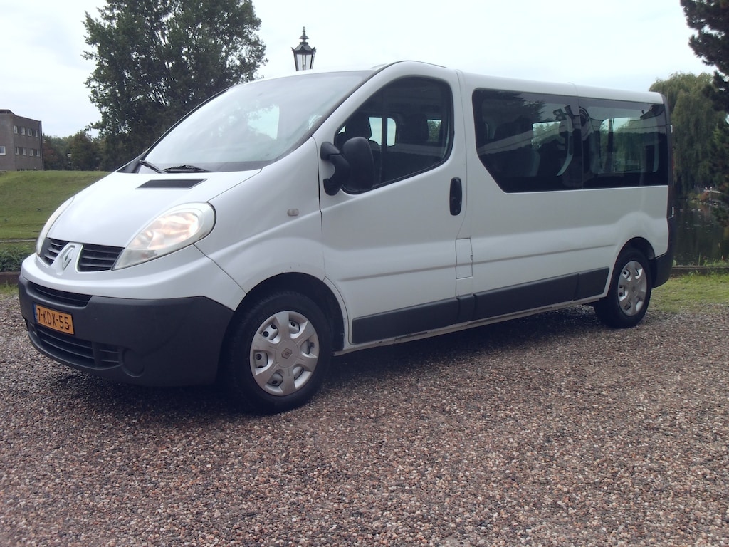 Renault Trafic Passenger 2.0 dCi Authentique 9 Persoons - Airco - 6 Bak - 9 Persoons